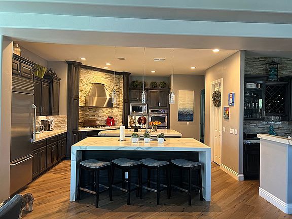Gourmet Kitchen 