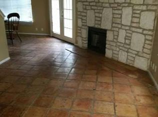 8560 Echo Creek Ln, San Antonio, TX 78240