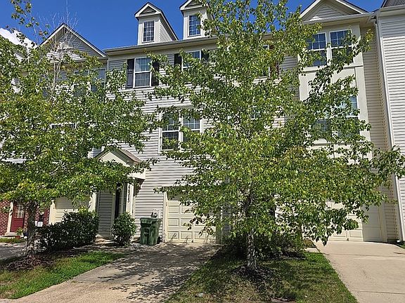 2nd image of 44313 Ocelot Way