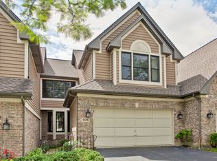 505 Rosebud Dr N, Lombard, IL