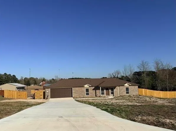 12421 Star Village Ln, Winona, TX 75792