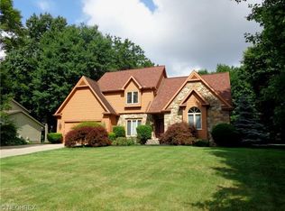 1440 River Trail Dr, Kent, OH 44240
