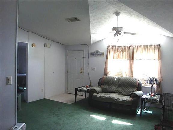2nd image of 154 Coconut St