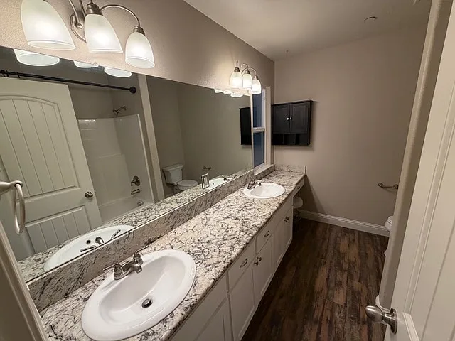 2741 E Dakota Ave — Photo 23