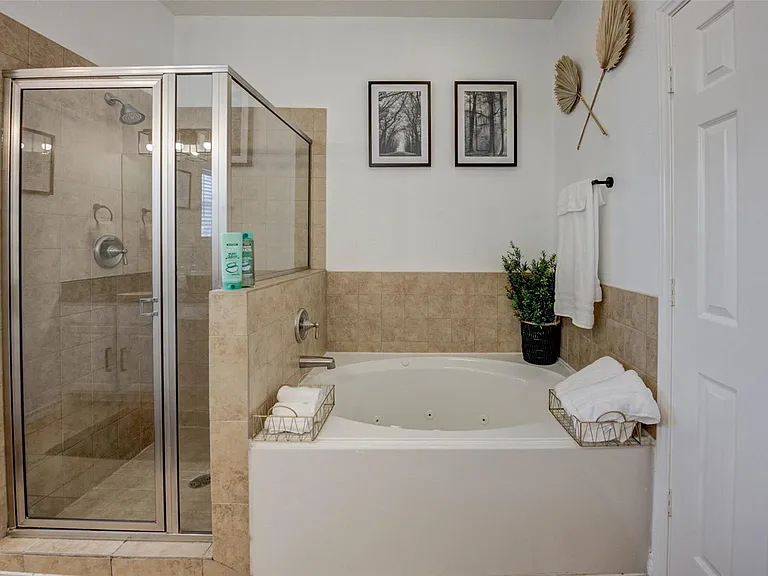 1815 Lewis St — Photo 29