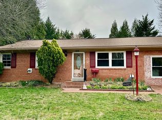 14921 Cordell Ave, Woodbridge, VA 22193