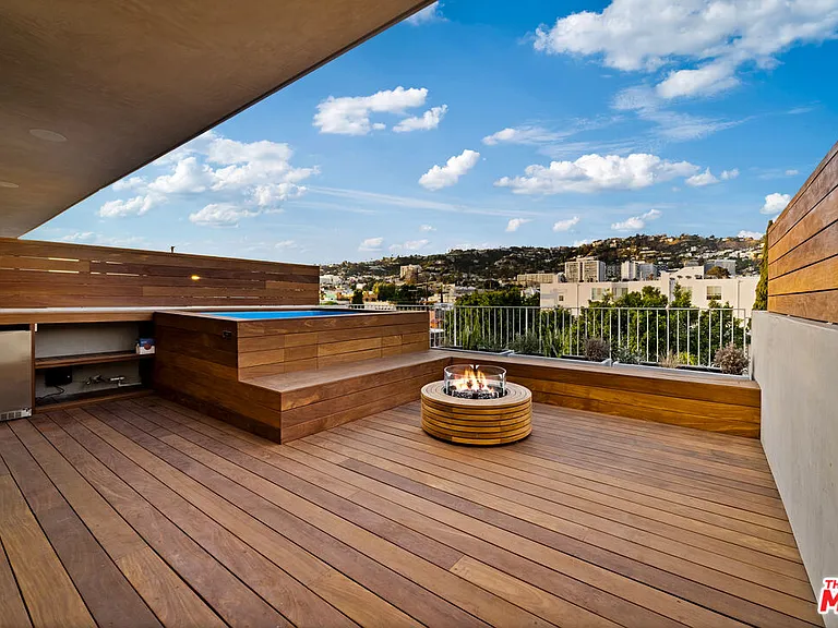 755 N Alfred St #B — Photo 14