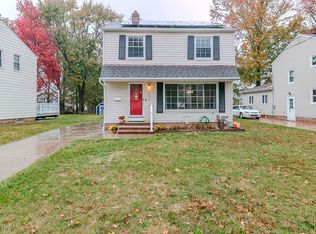 30615 Crescent Dr, Willowick, OH 44095