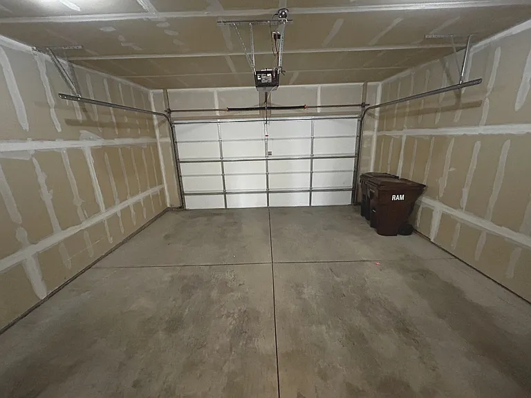 2521 Des Moines Dr #104 — Photo 8