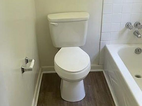 4th image of 2833 N Ohenry Blvd APT D