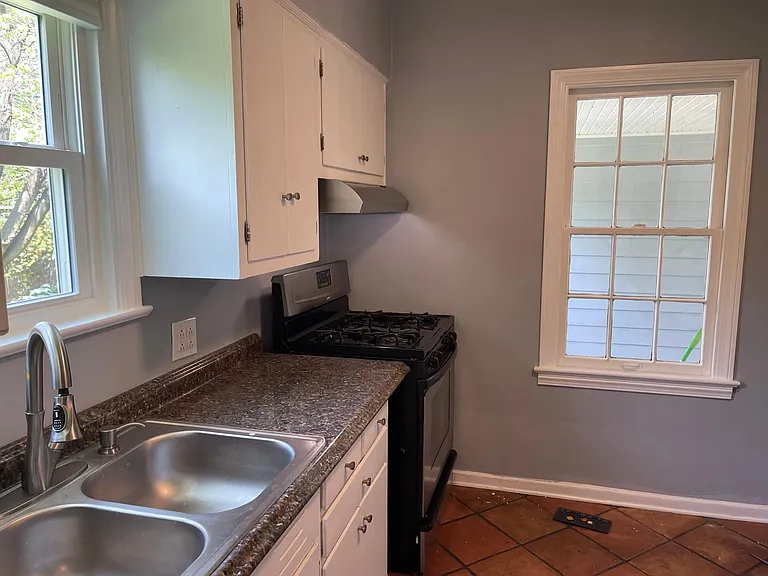 5232 Rosslyn Ave — Photo 5