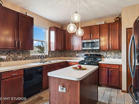 3rd image of 25226 S Abbey Ln