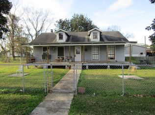 111 E 151st St #1, Galliano, LA 70354