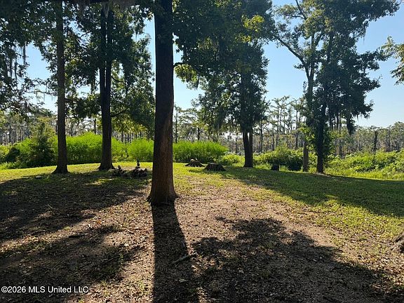 2nd image of Lake Mary Rd