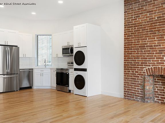 4th image of 76 W 82nd St APT 5B