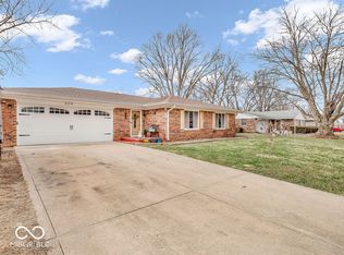 504 Pelenor Dr, Franklin, IN 46131