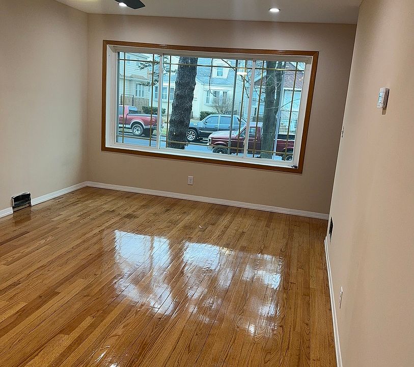 1st image of 12424 S Stewart Ave