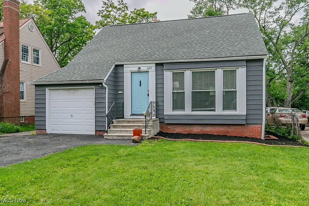 1620 S Taylor Rd photo 1