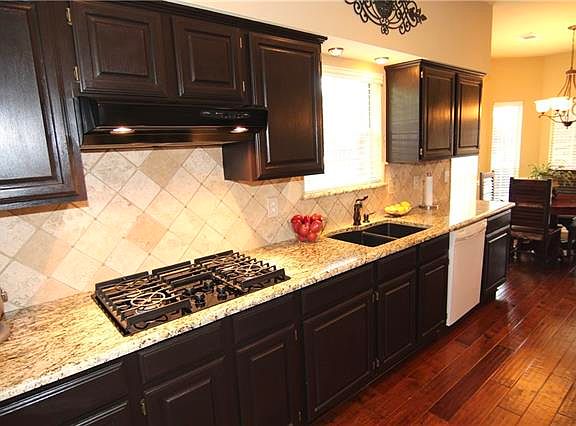 2nd image of 232 Cove Dr
