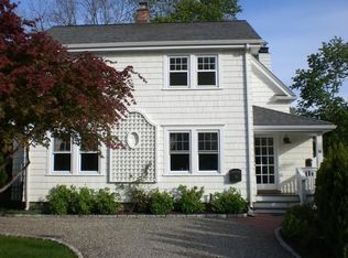 36 Mortimer St, New Canaan, CT 06840