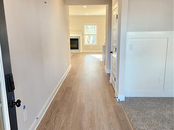 4th image of 1398 High Falls Ln