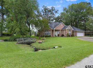 111 Graham Ln, Bullard, TX 75757