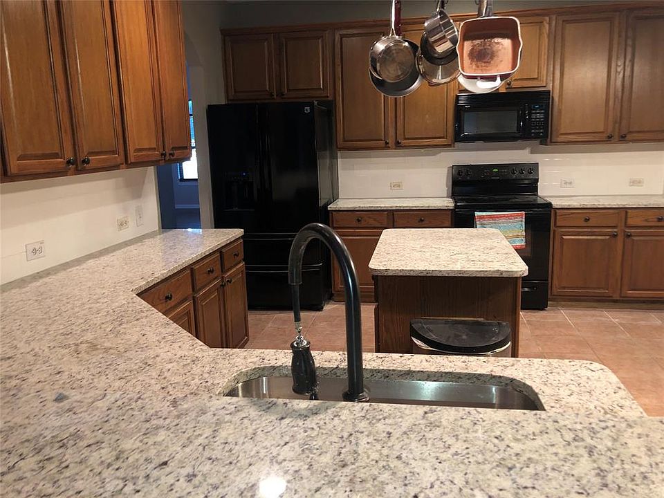 1st image of 7910 Fox Chase Dr