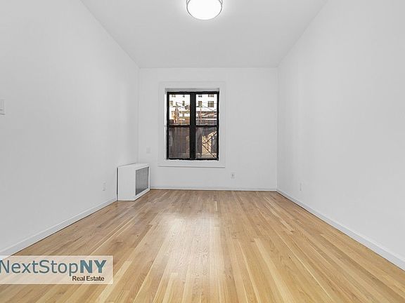 2nd image of 204 W 94th St APT 6A