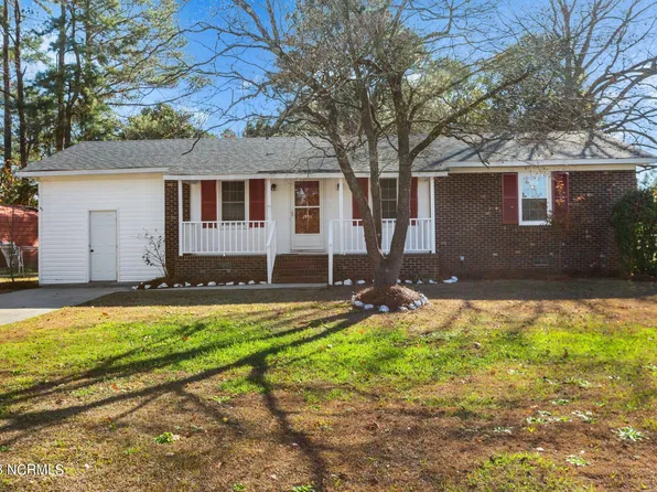 1931 L T Hardee Road, Greenville, NC 27858