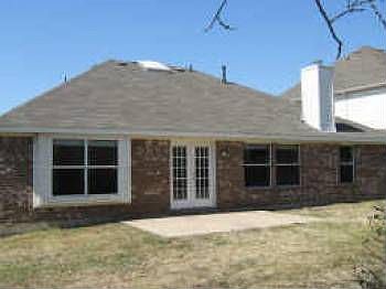 1st image of 7904 Parkwood Plaza Dr