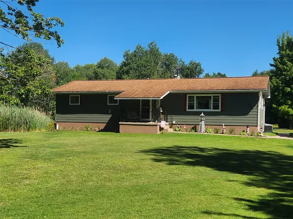 9963 Mark Rd, Waterford, PA 16441