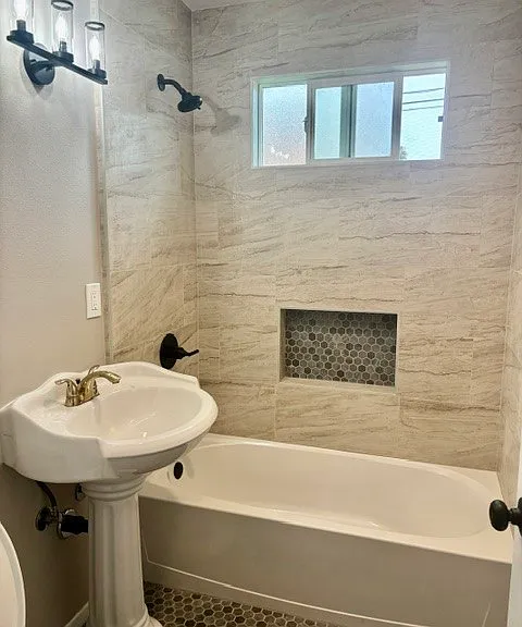 8432 Barnsley Ave — Photo 7