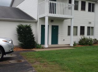 310 N 5th St APT 12, Waterford, WI 53185