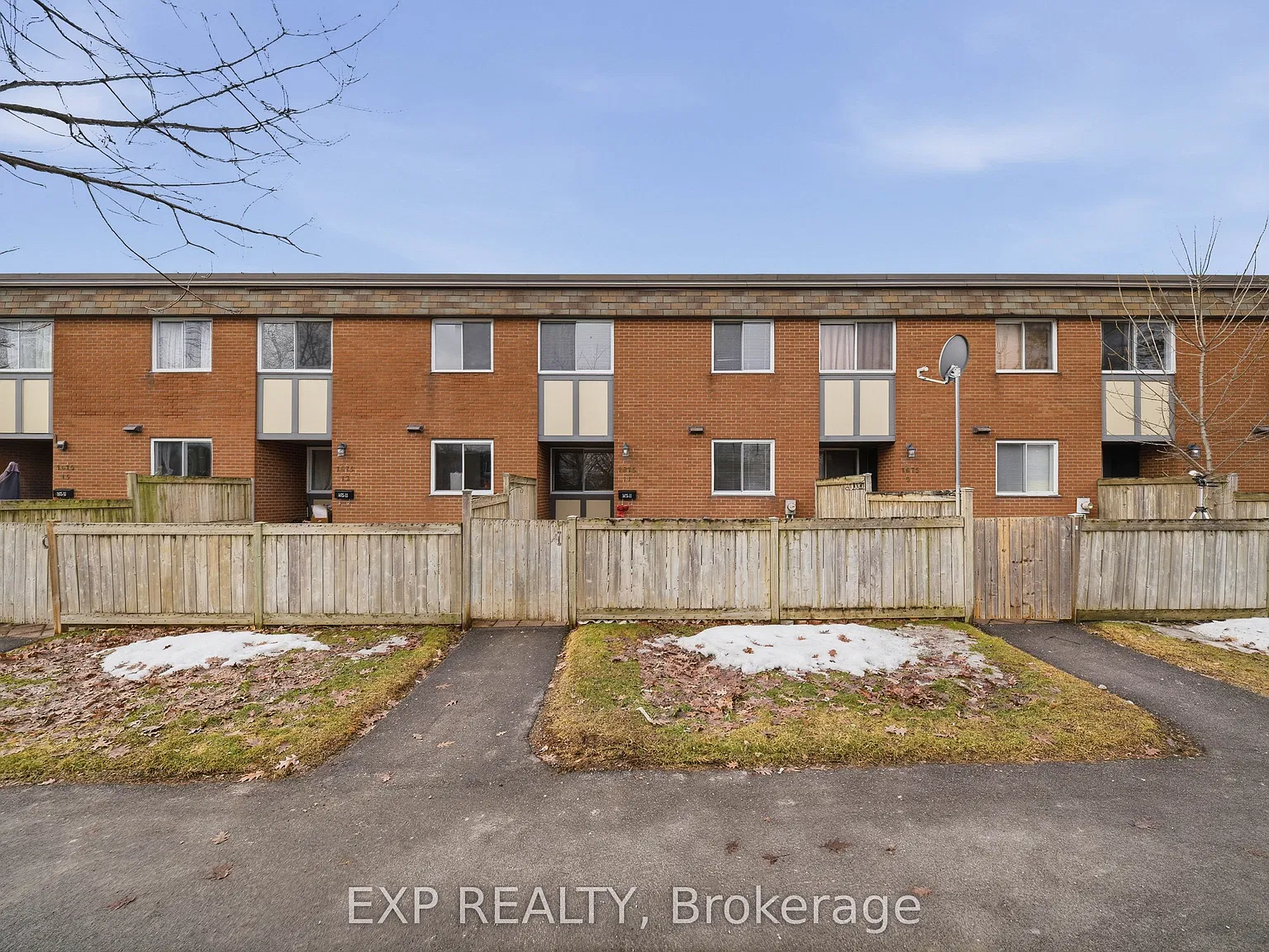 2 bed, $2,100 — Photo 1