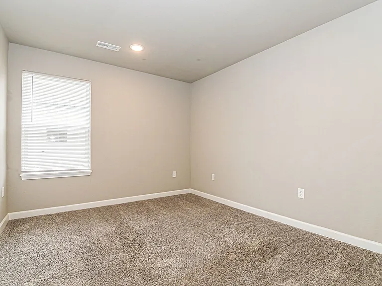 8207 SW 3rd St — Photo 12