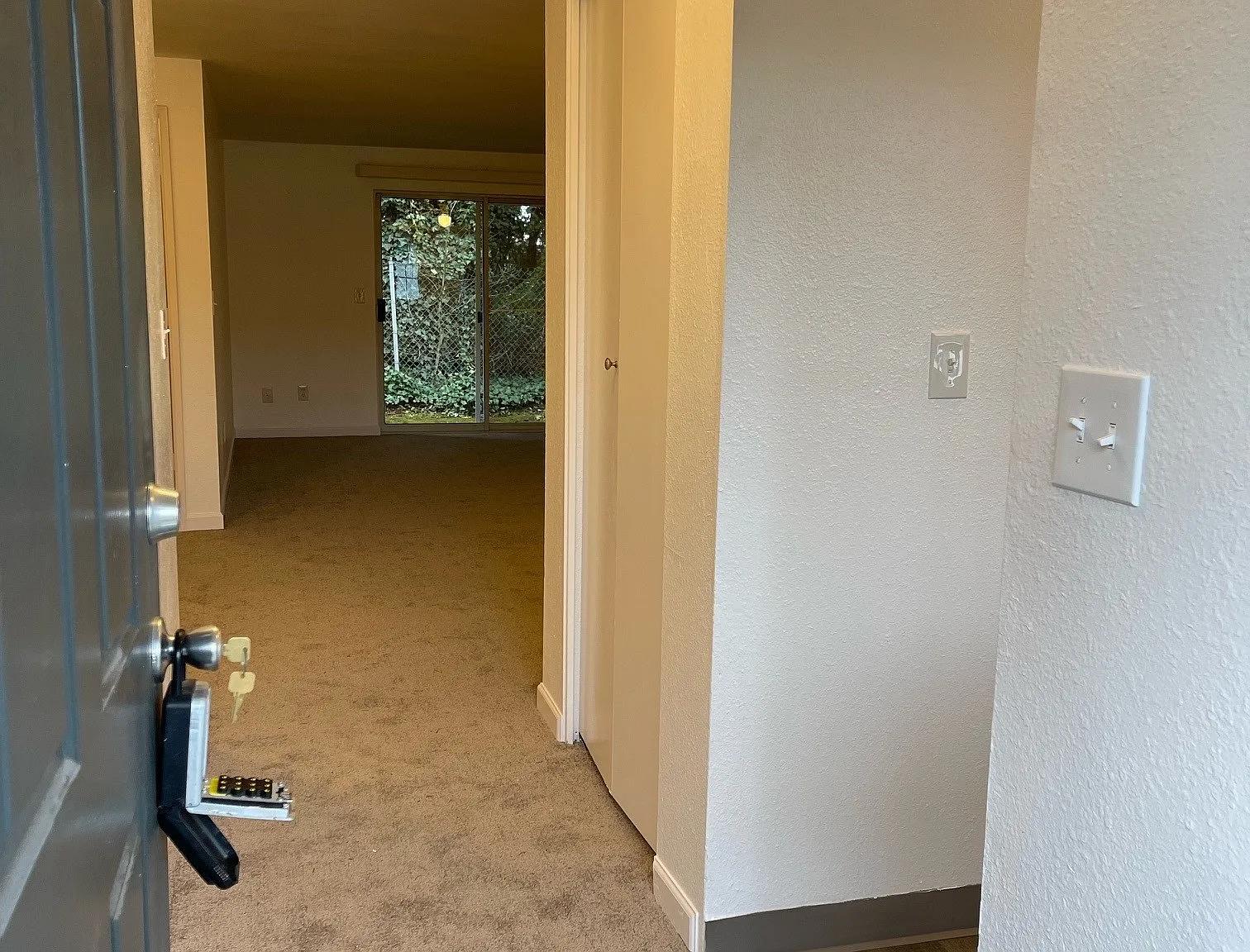 Birchwood Lane Apartments — Photo 1