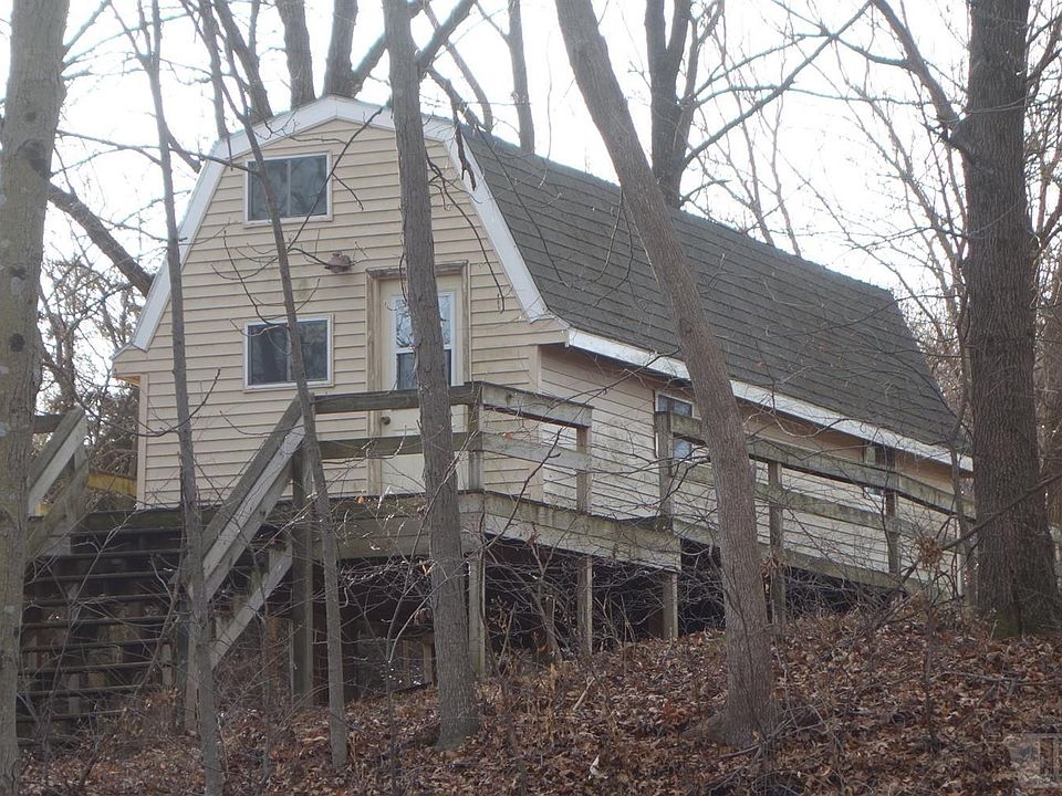 1st image of 4266 Woodland Hills Dr