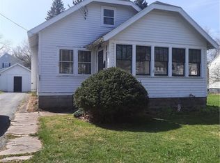 363 Cleveland Ave, Oneida, NY 13421