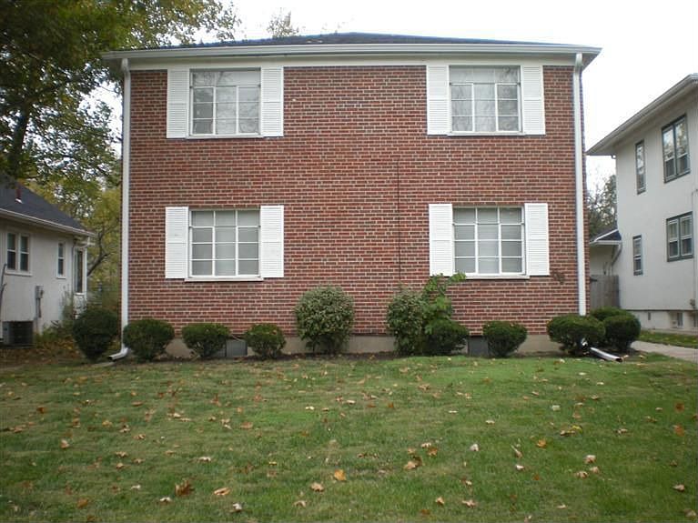 1st image of 66 Mound Ave