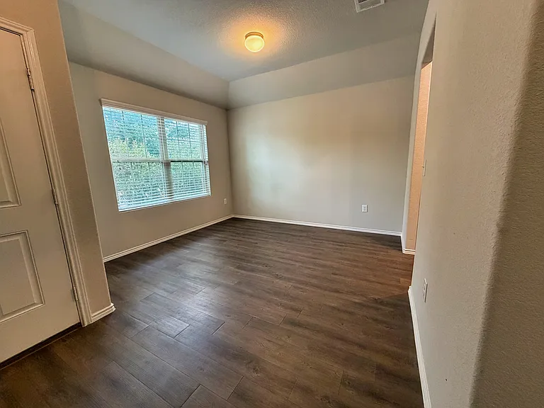 Front of house / entry room