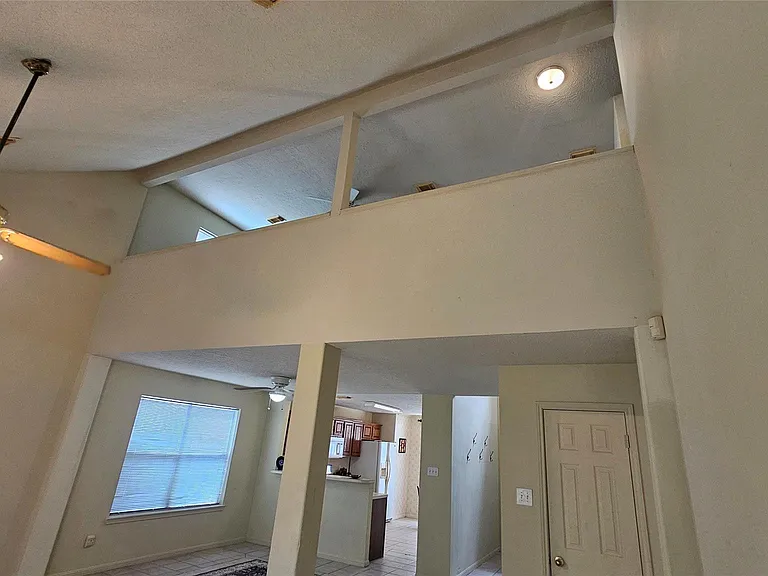 21435 Park Mill Ln — Photo 9