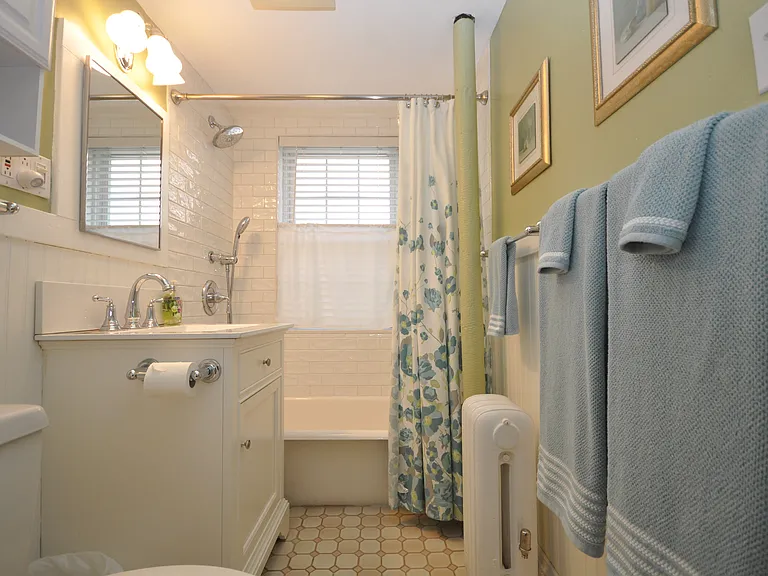 298 Main St #12 — Photo 22