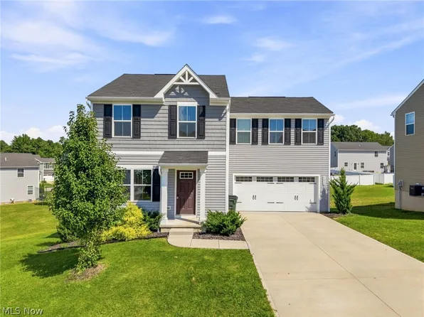 5215 Witner St, Barberton, OH 44203