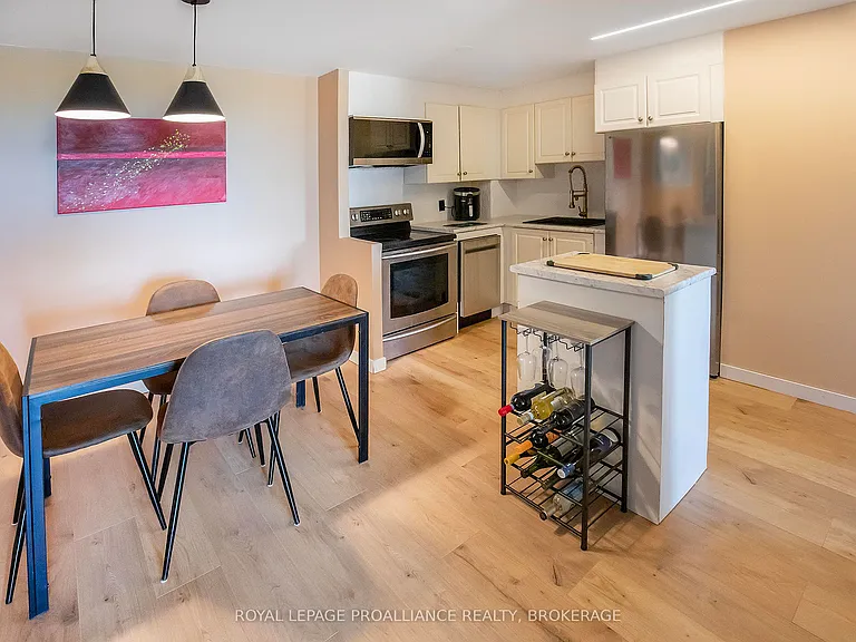 120 Barrett Ct #411 — Photo 10