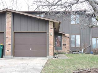 12 Cedar Dr, Macomb, IL 61455