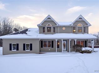 6837 Sand Hill Rd, Akron, NY 14001