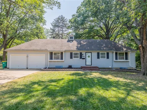 8809 W 88th St, Overland Park, KS 66212