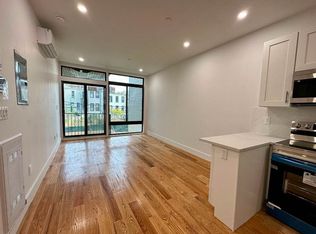 40 Grove St #2B, Brooklyn, NY 11221