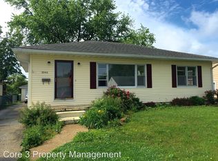 3044 Louise Ln, Springfield, IL 62702