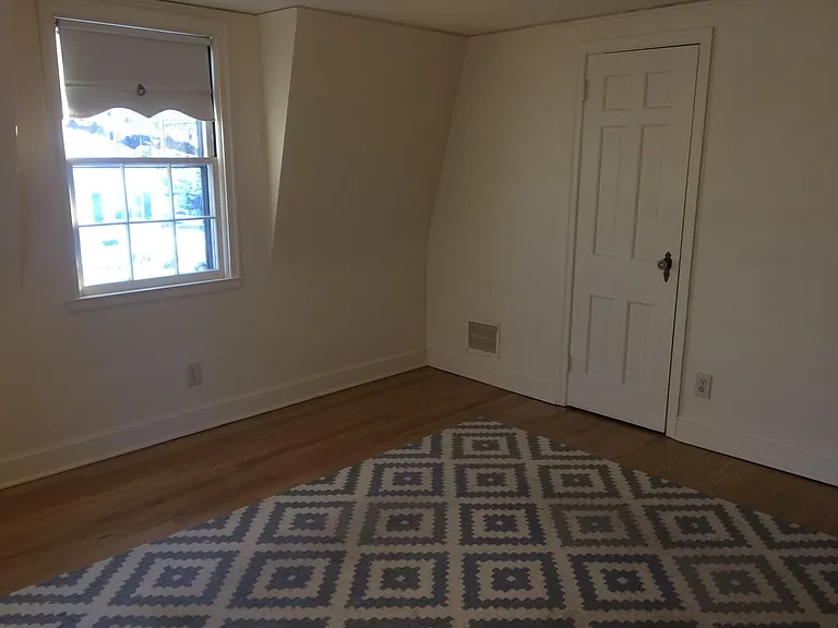 16 Thomson Rd — Photo 29
